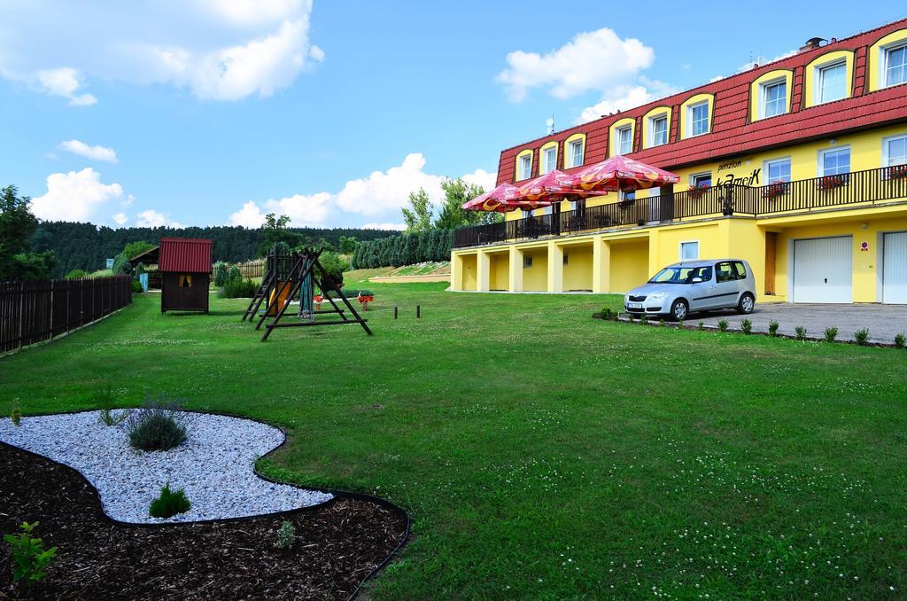 Penzion Kamejk Kamyk nad Vltavou Exterior foto